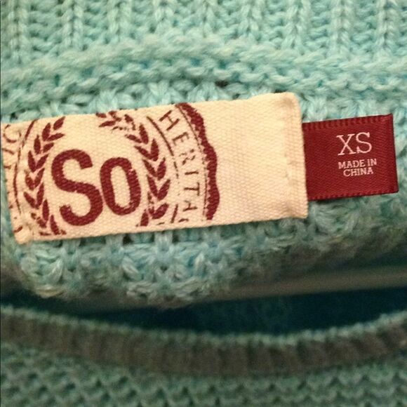 Light Blue Sweater Junior’s XS - Picture 3 of 3